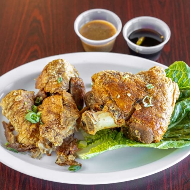 Crispy Pata.